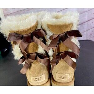 Ugg Bailey Bow II Boots 1016225 Shearling Lining Tan/Chestnut Womens Sz 6/37